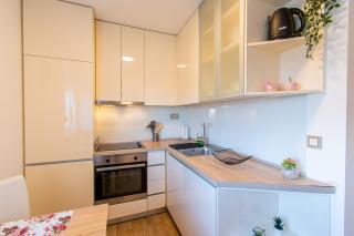 Flexible SelfCheckIns 43 - Zagreb - Luxury - Parking - Loggia - Brand New - Zagreb - 3