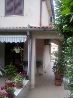 APARTMENT EDI 1 - 8
