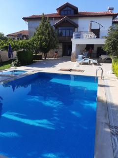 4 yatak odalı Harika müstakil villa - 0