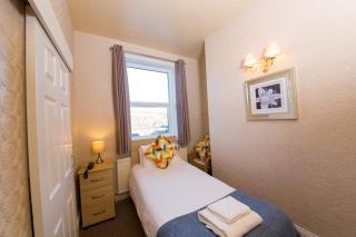 Dalesgate Hotel - Self Check In - Keighley - 9