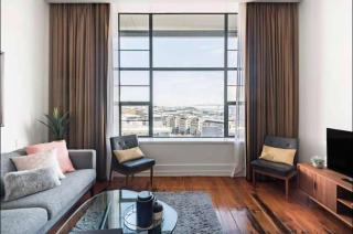 1 Bedroom Apartment in CBD - Auckland - 2