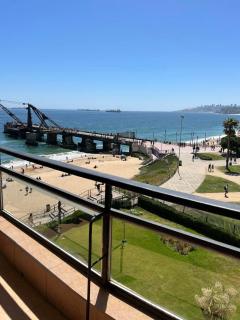 Departamento en Edificio Hanga Roa - Frente Muelle Vergara - Viña del Mar - 0