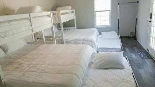 Madison Family Home & Event Rental Space on 7 Private Acers - Madison - 6