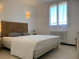 Maison T4 lumineuse avec jardin, à 10 min des Thermes, classée 3 étoiles, centre-ville de Balaruc-les-Bains - FR-1-503-164 - Balaruc-les-Bains - 4