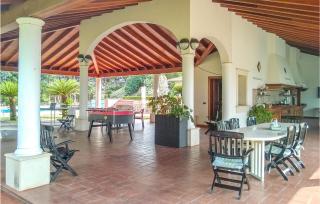 Stunning Home In Ispica - 9