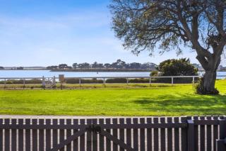 Swan View - Queenscliff - 0