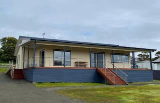 Shell Cottage - Coles Bay - 8