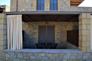 Diapori Suites Hotel - 4
