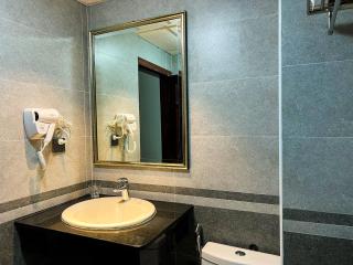 Ven Hồ Hotel - 9