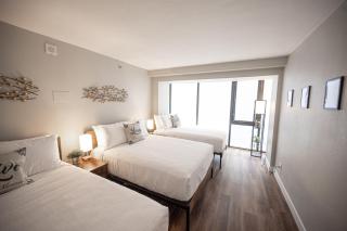 Right on The Strip - 3BR Condo 1110 - 4