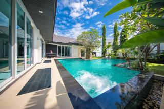 Premium Pool Villa Pattaya - 4