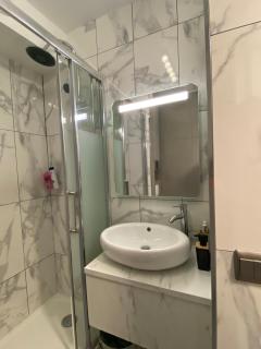 Appartement T1 Proche Paris à 1min du métro 14 - Clichy - 1