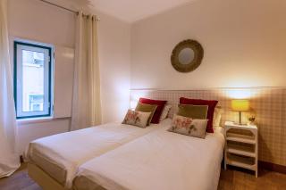 Localtraveling Chiado Trindade - Lissabon - 4