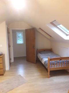 Kilskeery Lodge, modern country house with hot tub - - 3