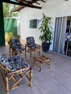 Casa aconchegante e espaçosa à 6 min da Praia - Ar condicionado - WIFI - Cozinha Completa - Garagem - 9