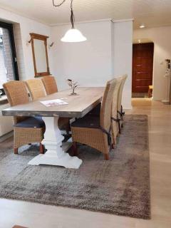 Bungalow 3-Zimmer / Wlan / Garten / Parkplatz - Stadt Schenefeld - 2