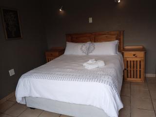 Tushiya guest lodge witbank - 6