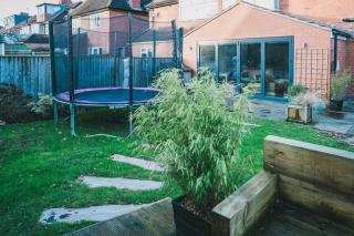 Stylish 4 Bedroom Home York - Garden - Parking - 1