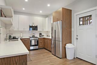 3BR Beautifully Designed Apt close to Shops - Belmont A3 - Chicago - 3
