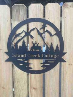 Peaceful Gateway to Island Creek Cottage - 4