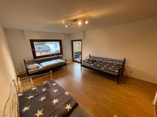 Bonn-Beuel zentrale Ferienwohnung mit Parkplätzen - Bona - 1
