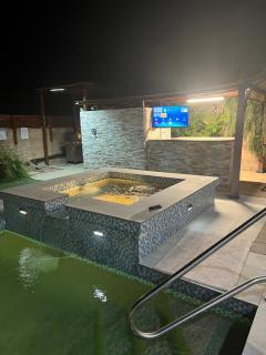 Miracle mineral water pool and spa - Desert Hot Springs - 8