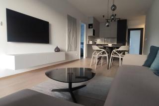 Splendid Beach View Apartment - 7