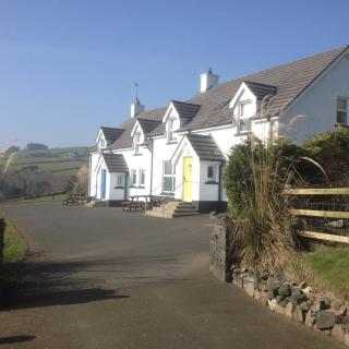 Beachview Cottage Co. Antrim - 2