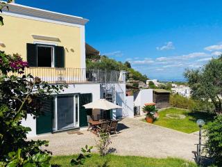 Grazioso MONOLOCALE nella villa NOLELU - Isquia - 7
