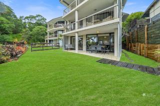 Mooloomba One by Discover Stradbroke - Point Lookout - 6