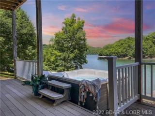 Amazing Vacation Home on the 56 MM, Dock, Water Toys, Fire Pit, 5 bedrooms/5 baths - 0