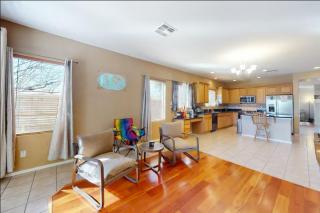 NEW! Stunning Peaceful Peoria Home - Very Close to Sports Complex - Peoria - 3