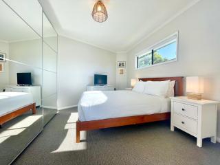 Blue Lily Bungalow - 5