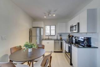 Beachy&Boho apt for 6 people with kitchen and pool - Fort Lauderdale - 2