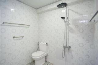 Urbanview Hotel Pangeran Palembang by RedDoorz - Palembang - 9