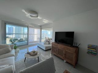 Miami Boulevard II excelente, a 100 metros del mar - 0