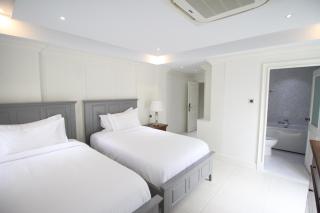 SASHA HOUSE - Ban Yang - 3