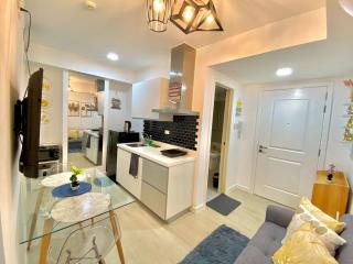 Nordic Inspired Corner Unit in Azure Urban Resort 1700 Residences - 3