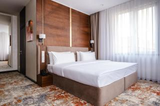 Grand Mildom Hotel - Almaty - 4