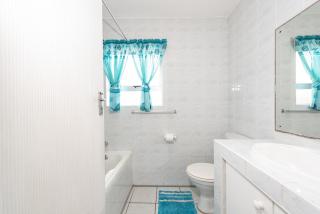 LA CRETE SANDS NO 6 - Uvongo Beach - 9