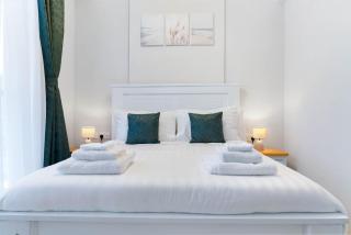 Modern 1 bedroom at Elite Residence near GTC, Westlands, Nairobi - 9
