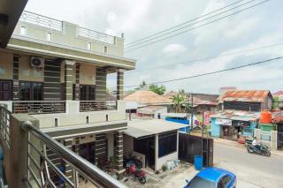 RedDoorz at KM 5 Palembang - Palembang - 2