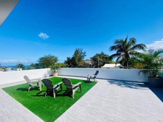 Villa Bois de couleur Piscine et Toit Terrasse - Saint-Pierre - 4