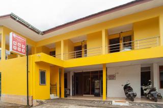 RedDoorz Syariah at Jalan Wayhitam Palembang - Palembang - 0