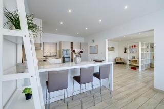 Stylish 3 Bedroom Holiday Apartment in St Julians - St. Julian - 8
