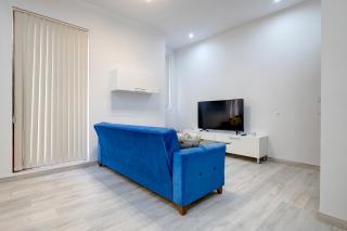 Picturesque Sliema Pad Steps from the Seafront - Sliema - 5