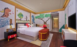 HUALUXE Suzhou Bay Hot Spring Resort - 7