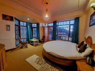 Cedar Cottage - 2