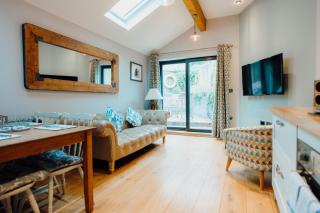 Close to Tenby Harbour No1 Albert View - Tenby - 0