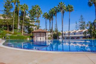 Benalgolf Lovely apartment in Benalmádena with Sea Views, Excellent WIFI connection, private Backyard with BBQ - 0